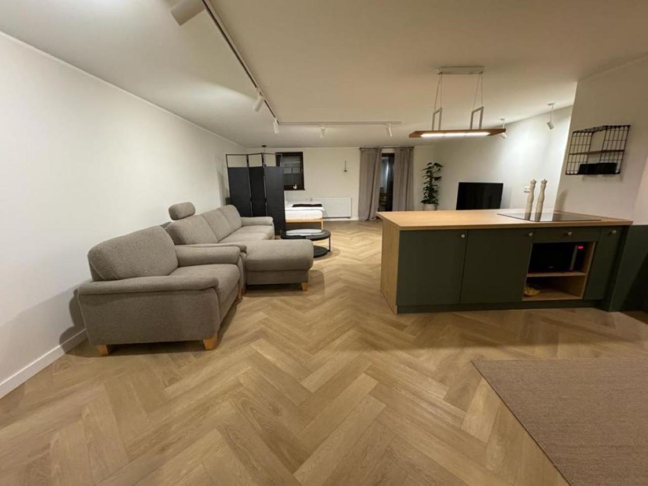 Apartament Ovoc 1.0 Chodzież Exterior foto